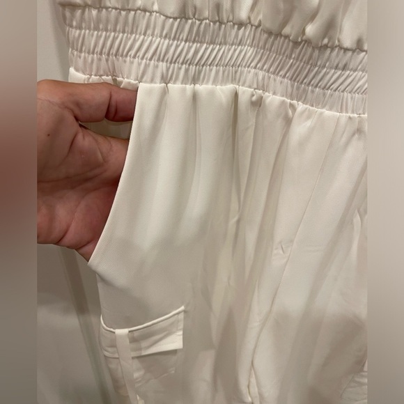 Amanda Uprichard Josietta Sleeveless Jumpsuit in Ivory.Size M - Picture 9 of 16